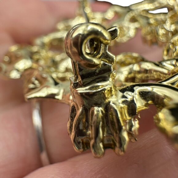 Vintage Gold Tone Wreath Brooch Blue Rhinestones Christmas Holiday Leaves - Picture 8 of 9